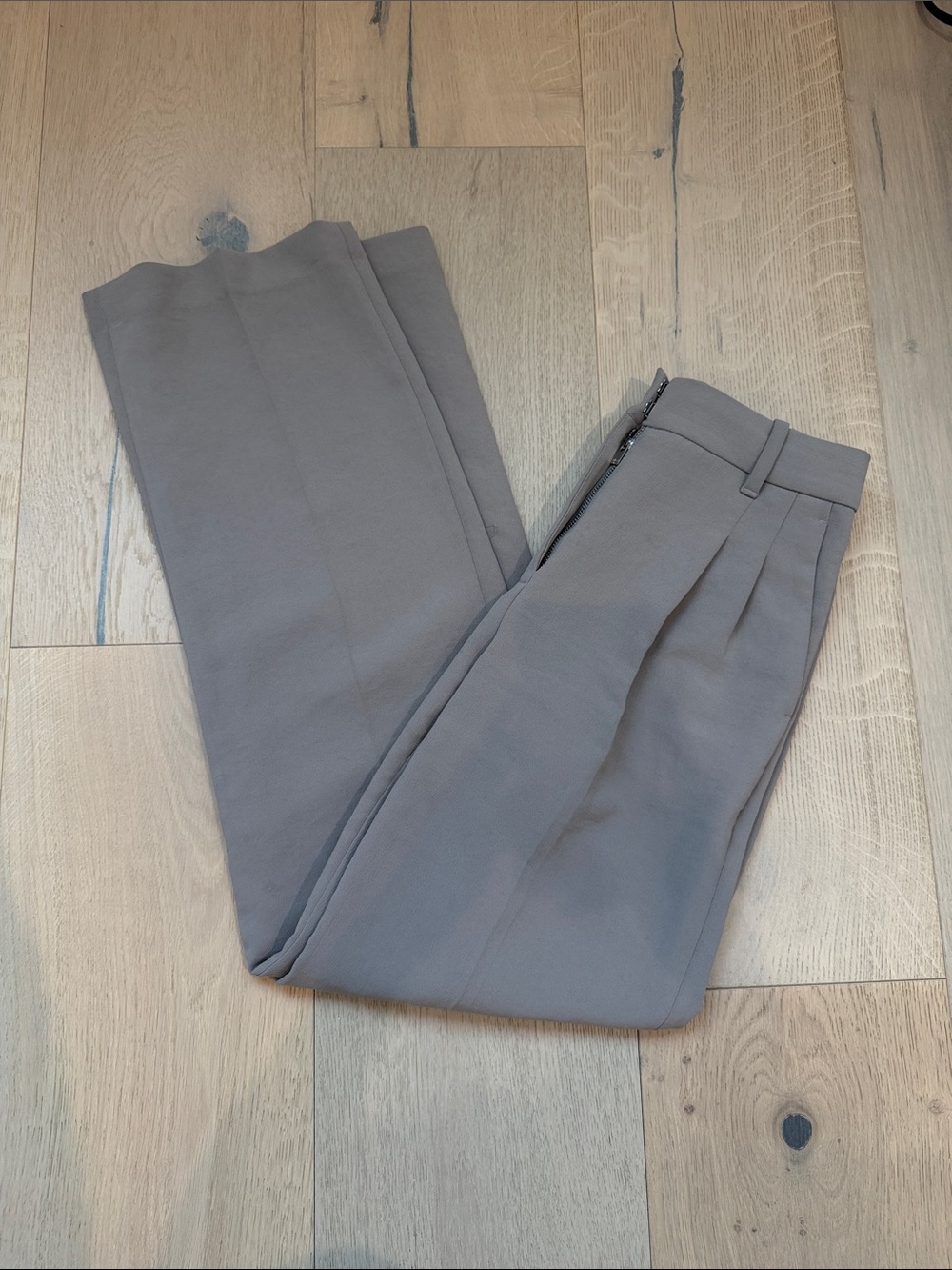 Aritzia Effortless Pants
